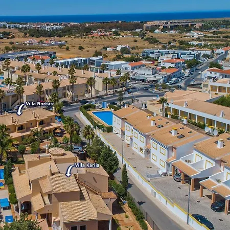 Elenor A & B, Fantastic Location Central Vale Da Parra * Guia (Faro)