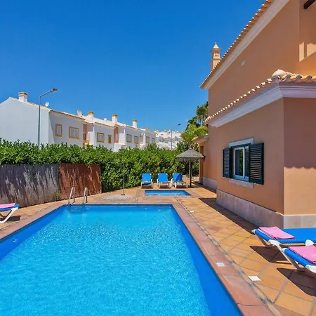 Elenor A & B, Fantastic Location Central Vale Da Parra *