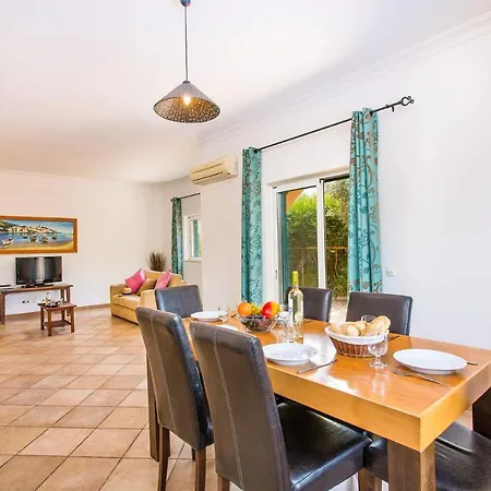 Elenor A & B, Fantastic Location Central Vale Da Parra *