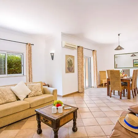 Elenor A & B, Fantastic Location Central Vale Da Parra